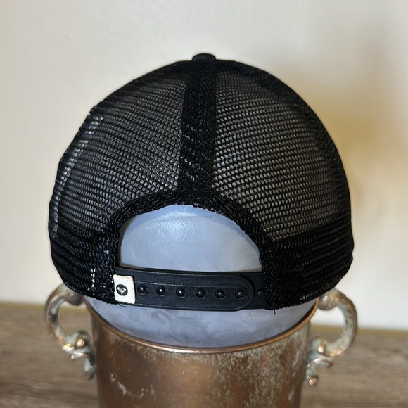 Roxy Women’s Water Come Down Trucker Hat - Picture 5 of 11